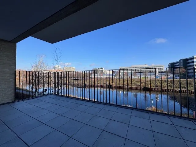 *Wohnen am Wasser - wunderschöne 3-Zimmerwohnung mit Blick auf den Spreekanal* — photo 1